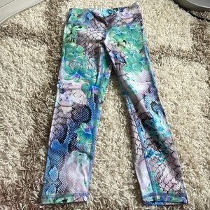 Nualime capri leggings
